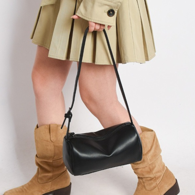 Women Bags 2026 Trends - Сумка-портфель из спилковой кожи в стиле