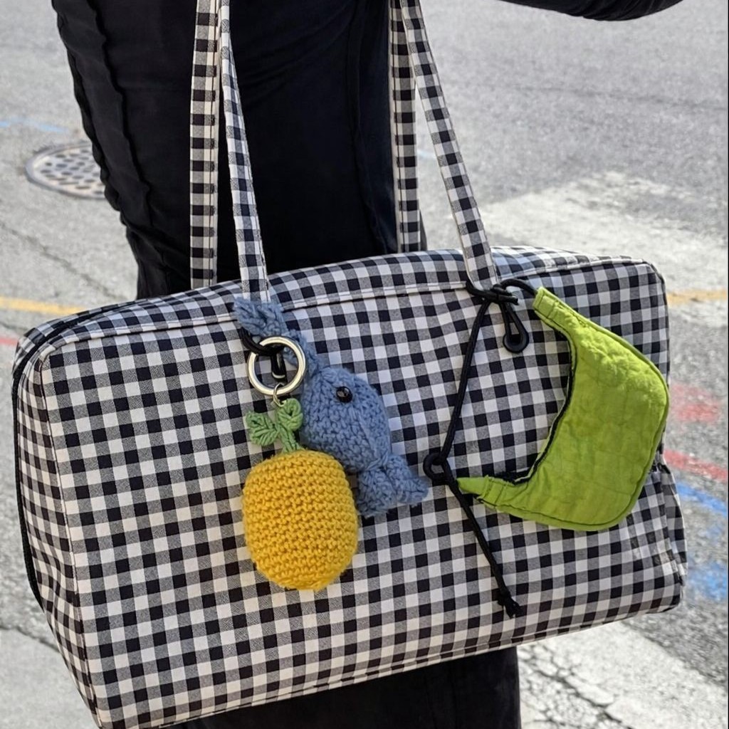 Легкая нейлоновая сумка-боулин – обзор и цена Women Bags 2026 Trends