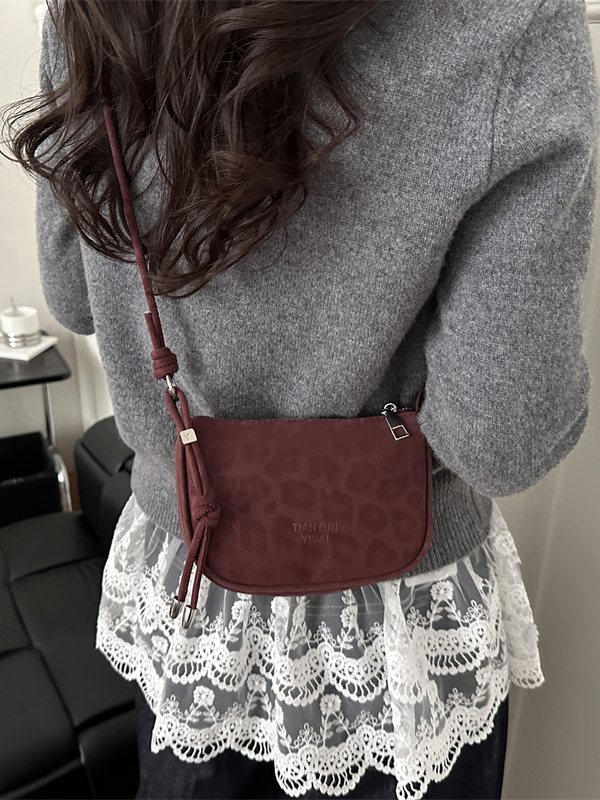 Модная матовая сумка на одно п – обзор и цена Women'S Young Bags